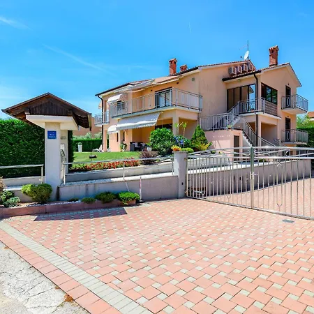 아파트 Gorgeous In With Wifi