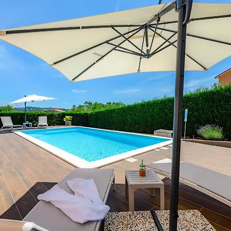 Awesome In With House A Panoramic View Apartmán *