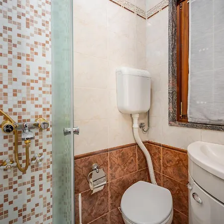 Gorgeous In With Wifi *